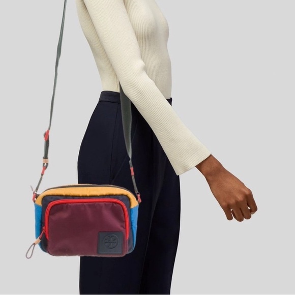 Tory Burch Ripstop crossbody - Picture 2 of 10